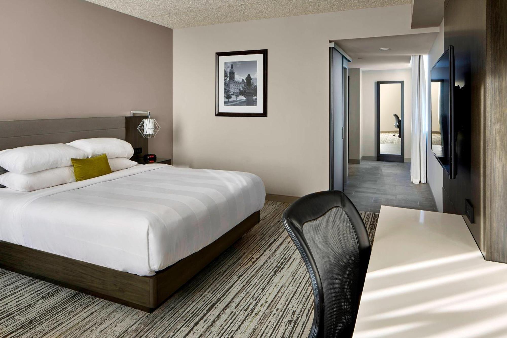 Marriott Hartford/Windsor Airport Otel Dış mekan fotoğraf