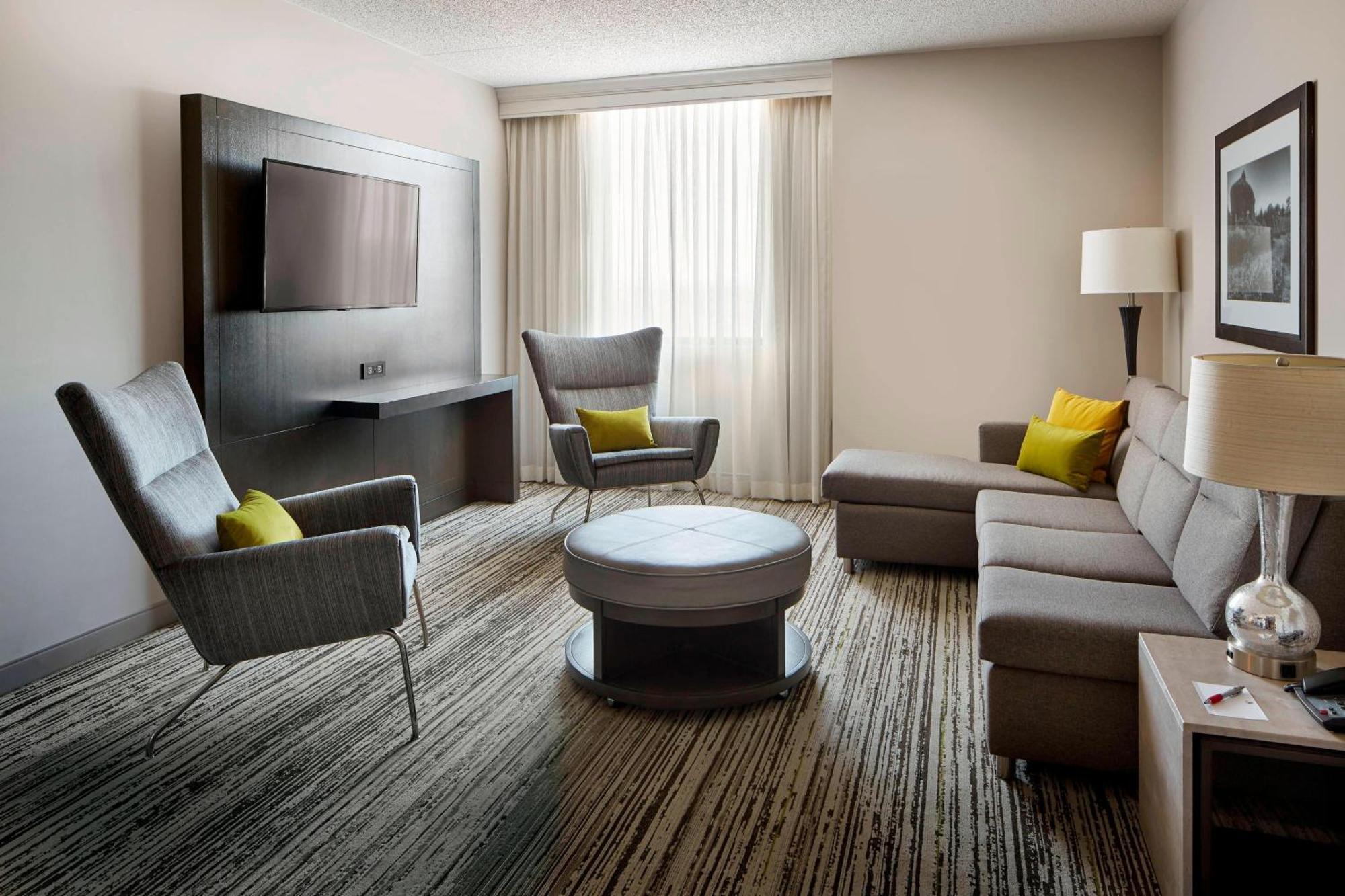 Marriott Hartford/Windsor Airport Otel Dış mekan fotoğraf