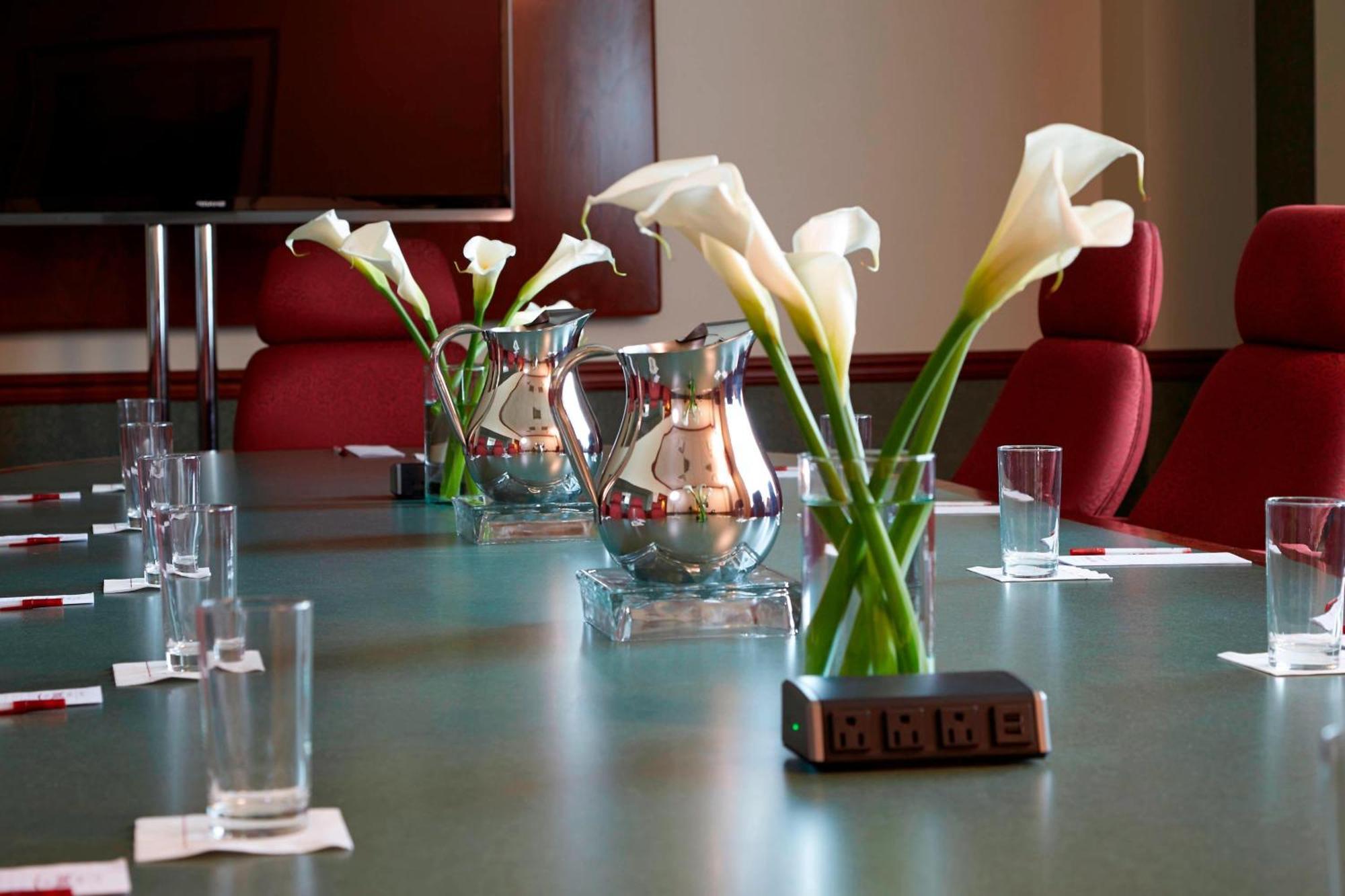 Marriott Hartford/Windsor Airport Otel Dış mekan fotoğraf
