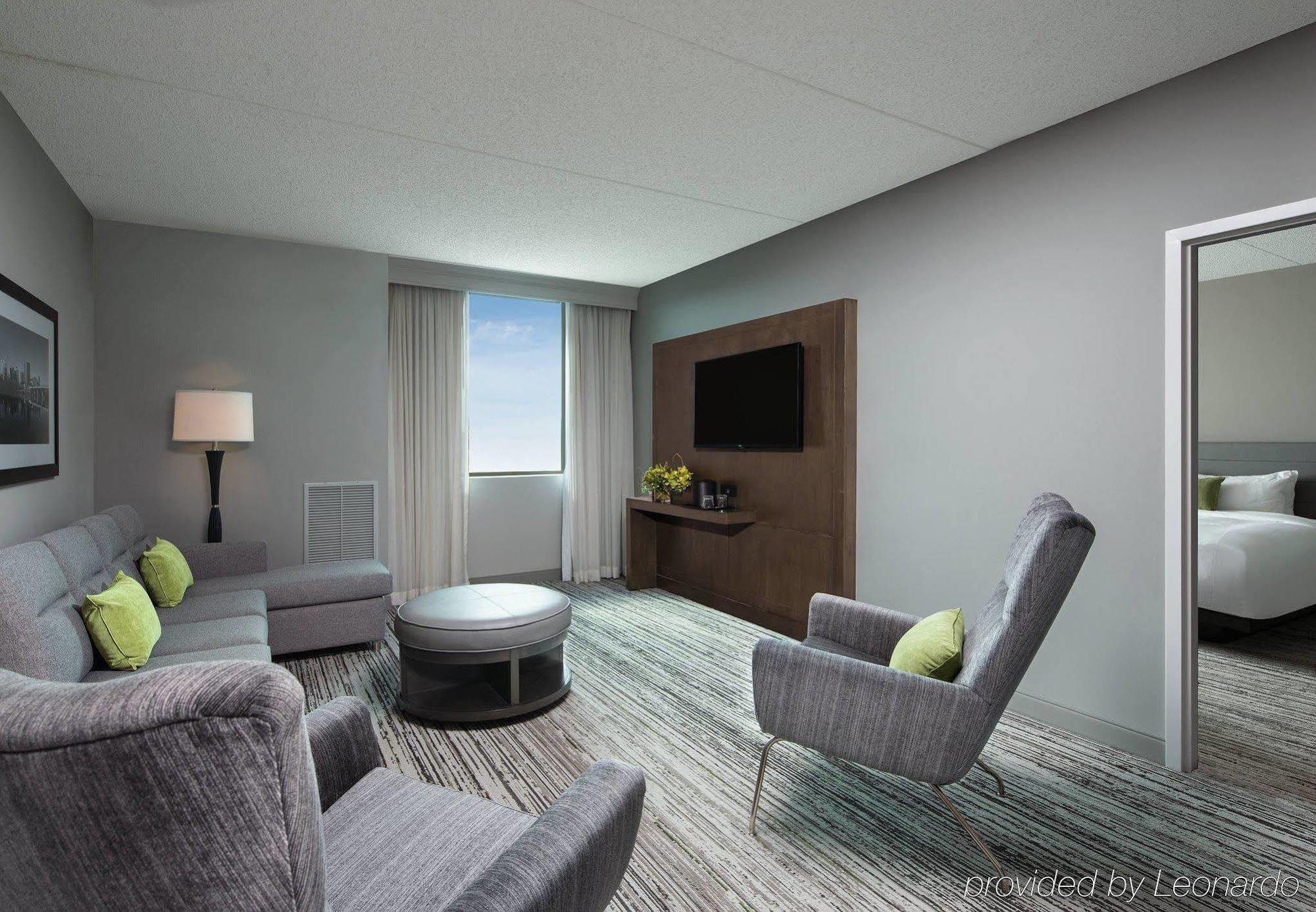Marriott Hartford/Windsor Airport Otel Oda fotoğraf